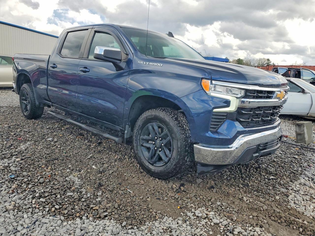 2023 Chevrolet Silverado C1500 LT