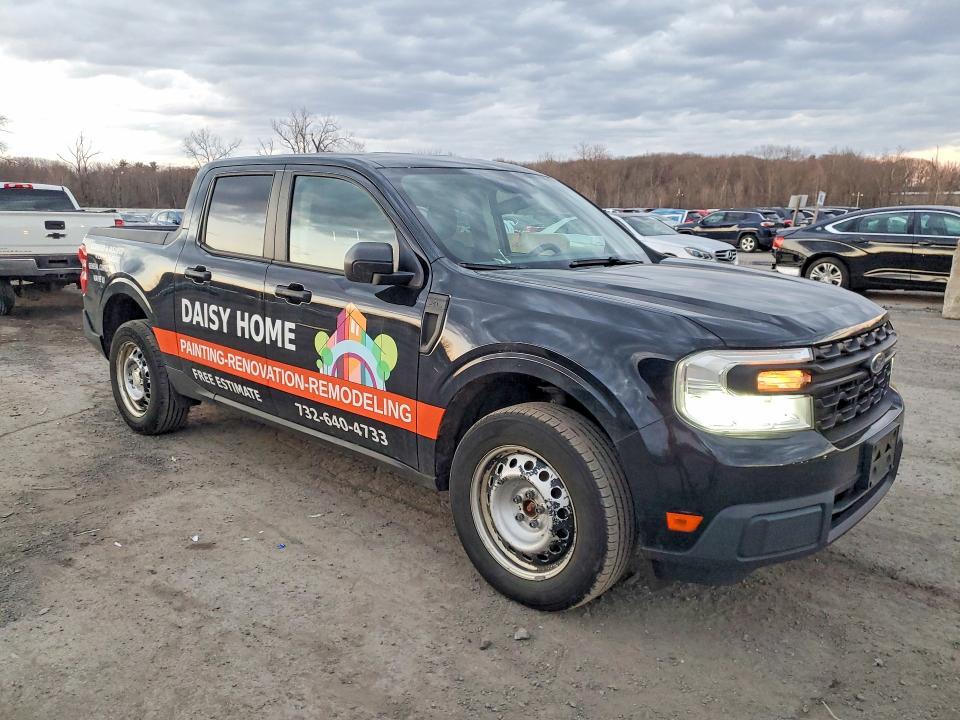 2022 Ford Maverick XL