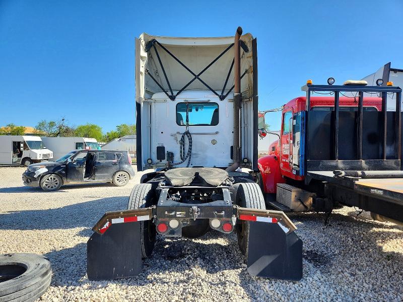 2017 Peterbilt 579 Semi Truck