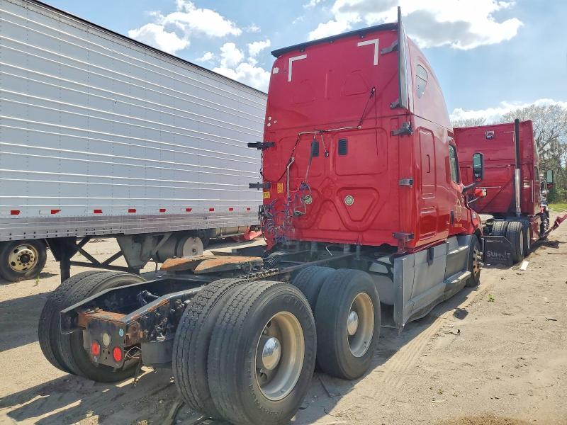 2019 Freigliner 2019 Freightliner Cascadia 126 Semi Truck