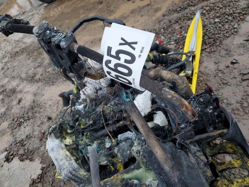 2016 Skidoo MXZ 800R