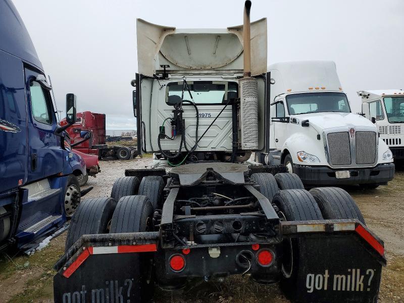 2013 International LF687 Semi Truck