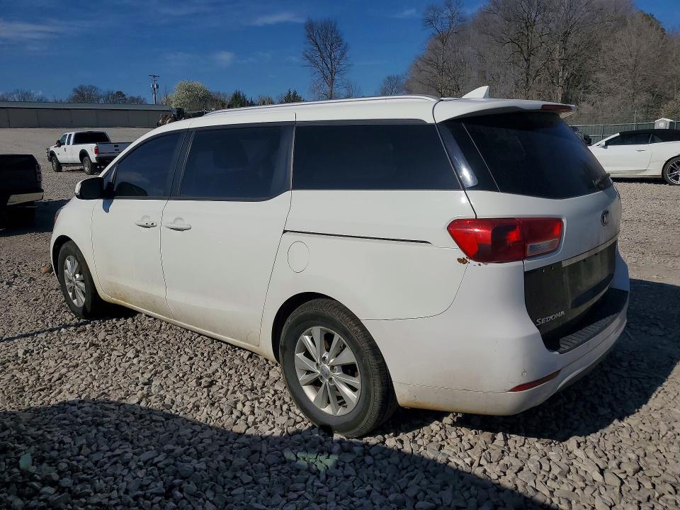 2017 KIA Sedona lx