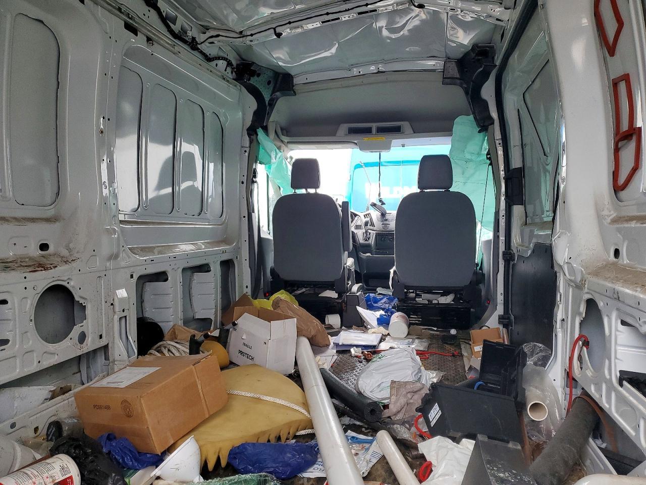 2018 Ford Transit T-250