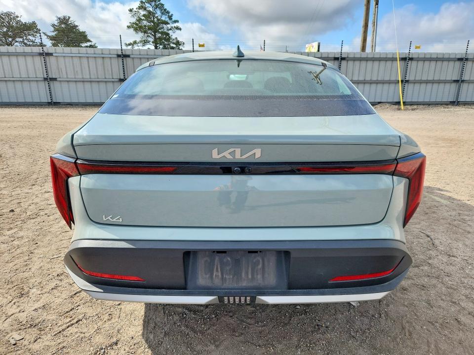 2025 KIA K4 lxs