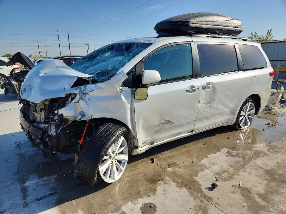 2012 Toyota Sienna Limited 7-passenger