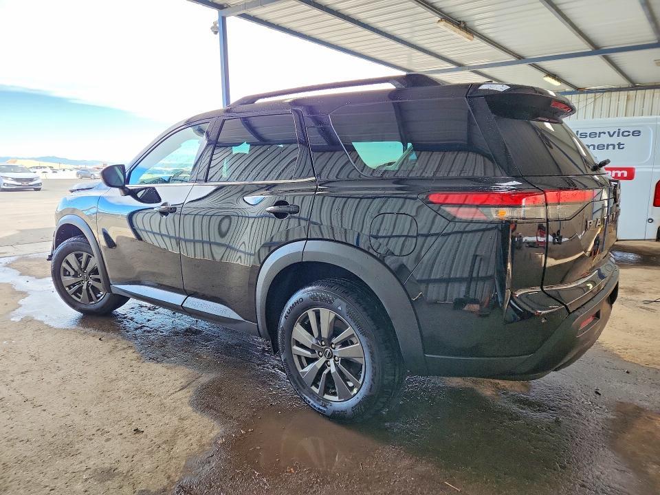 2026 Nissan Pathfinder sv