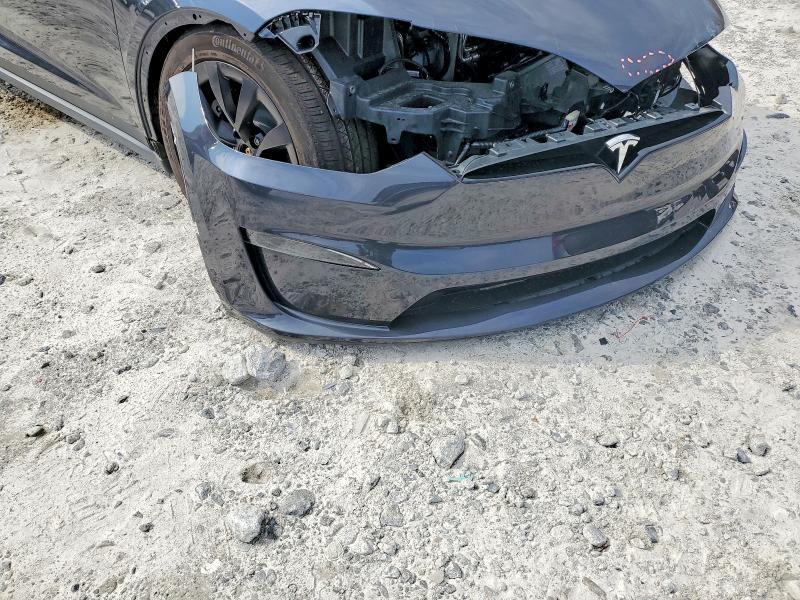 2025 Tesla Model x