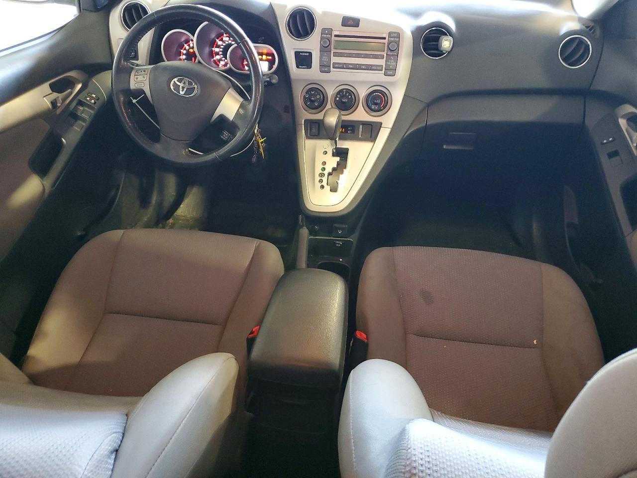 2010 Toyota Matrix s