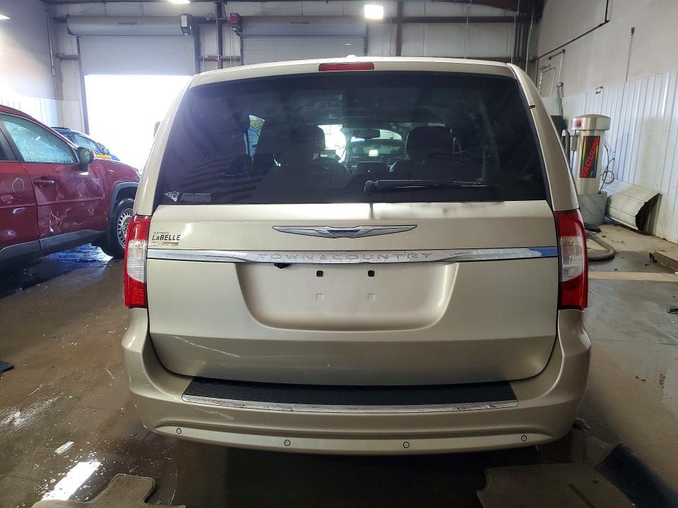 2015 Chrysler Town & Country Touring