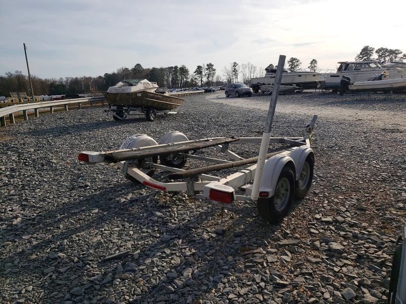 2018 Ezlo 1977 Trailer Boat Trailer