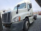 2009 Freightliner Cascadia 125