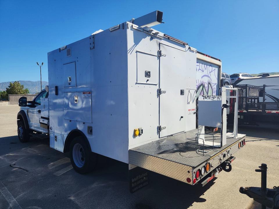 2022 Ford 550 Utility / Service Truck