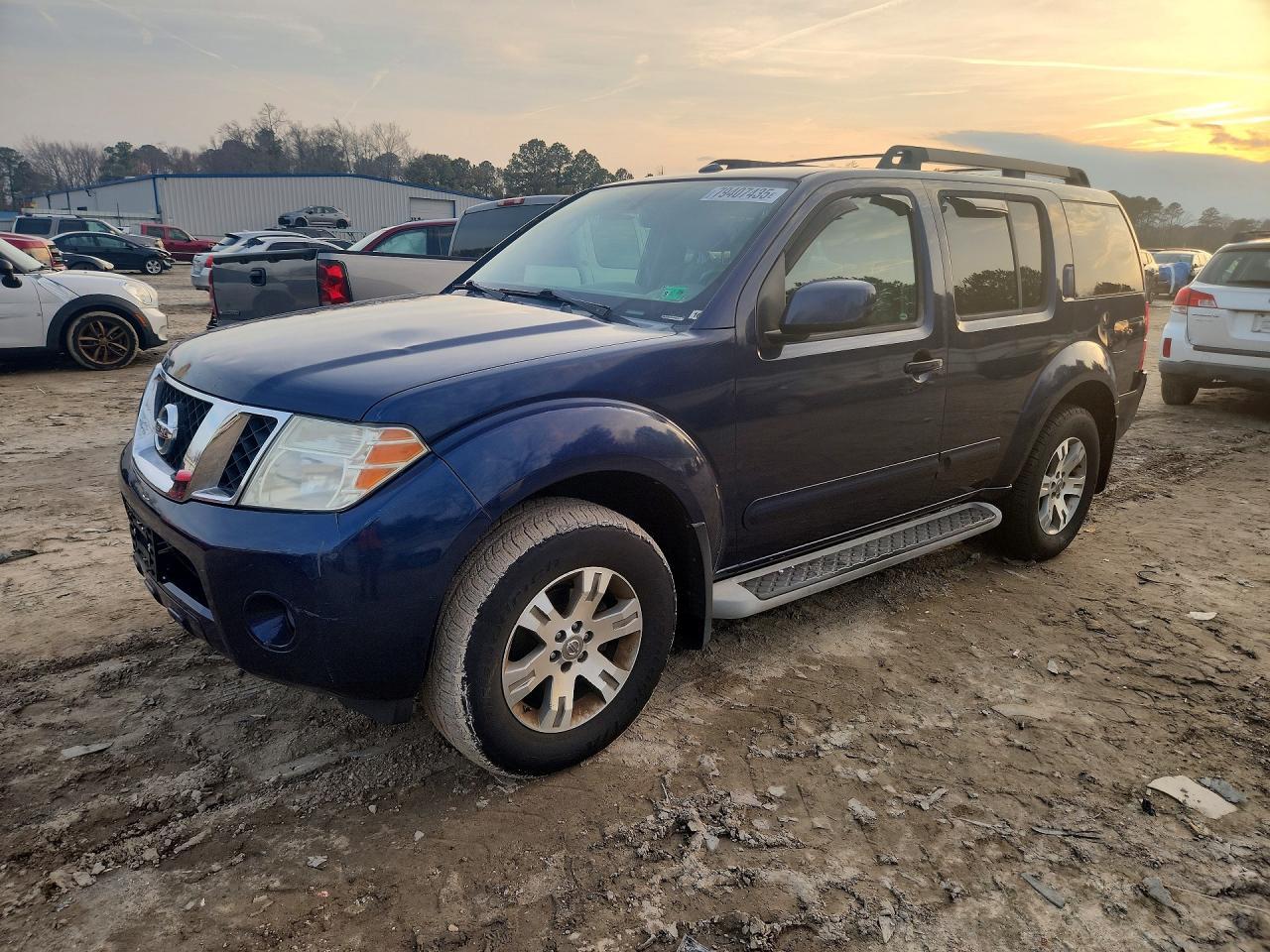2010 Nissan Pathfinder s