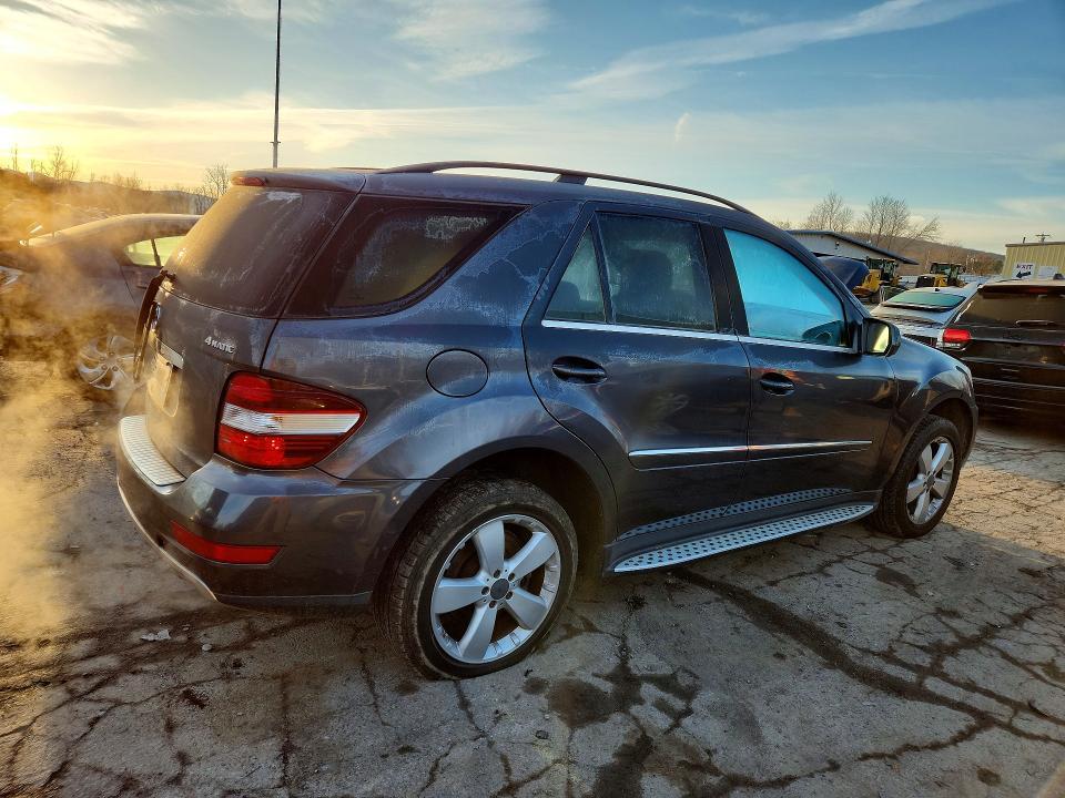 2010 Mercedes-Benz ML