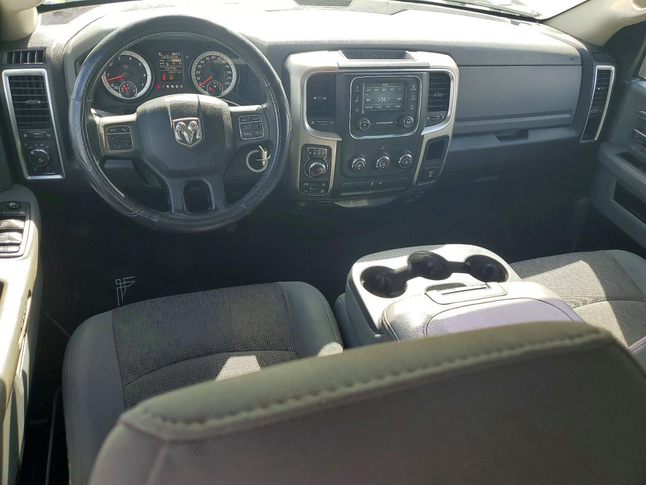 2015 Dodge RAM 1500 SLT