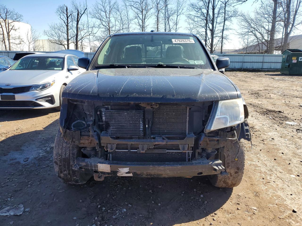 2016 Nissan Frontier SV