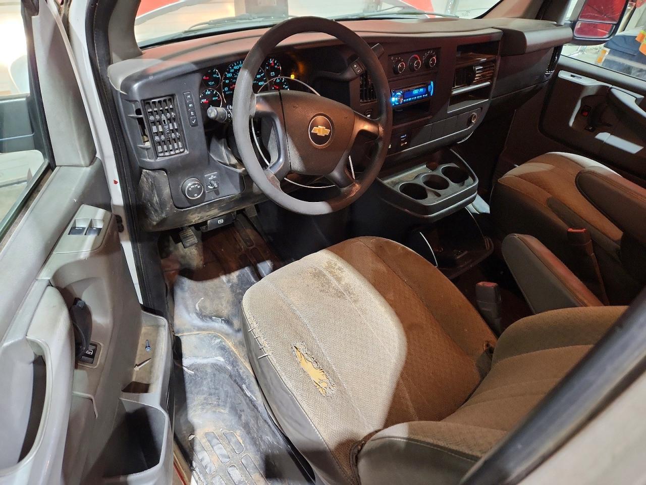 2014 Chev Express G2500