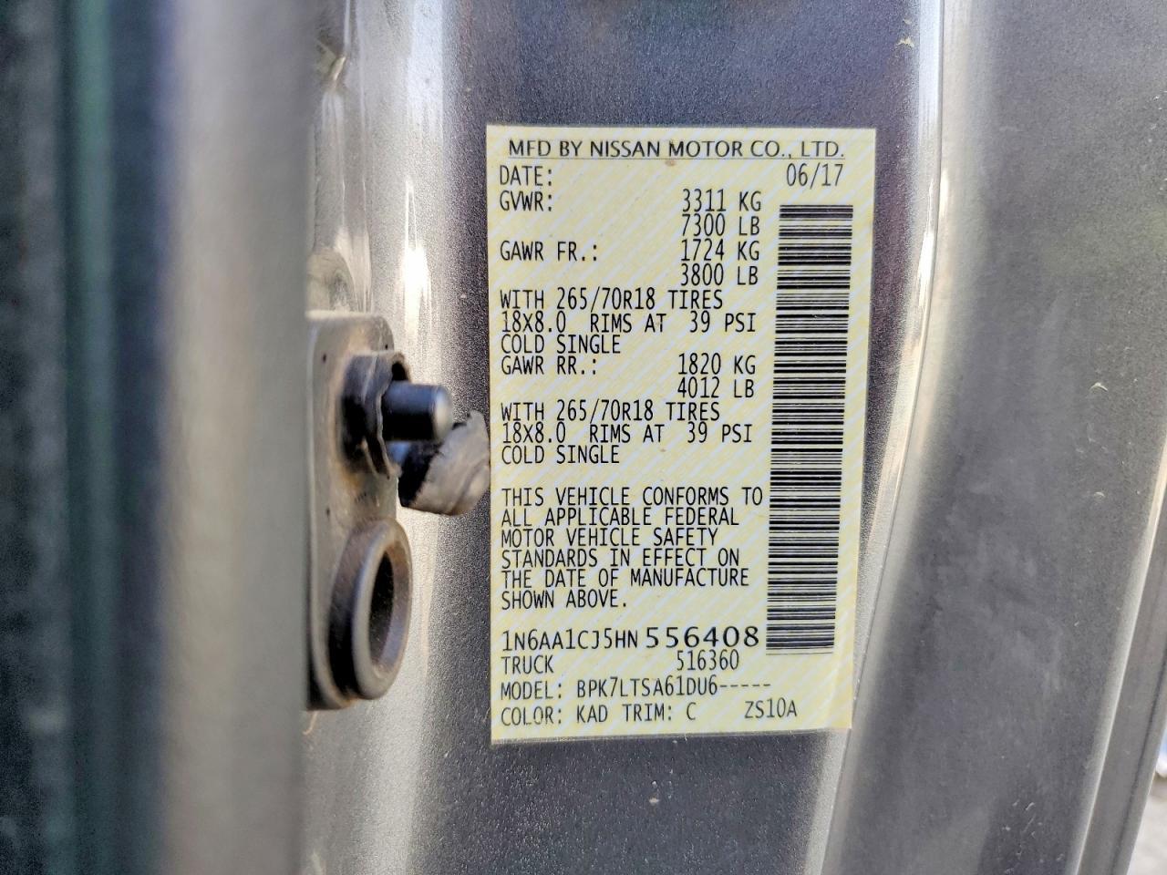 2017 Nissan Titan SV