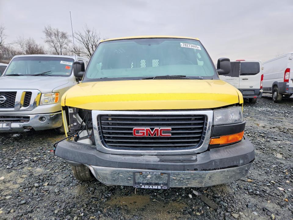 2017 GMC Savana 2500 Cargo Delivery van
