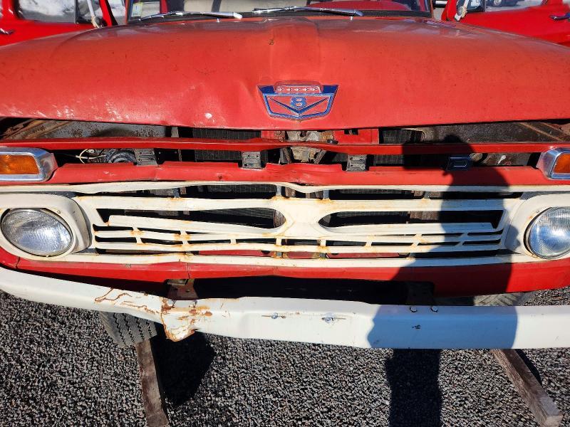1966 Ford F600 Flatbed Truck