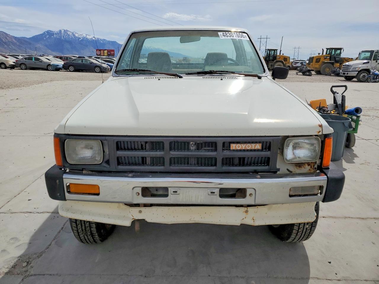1986 Toyota Pickup Base