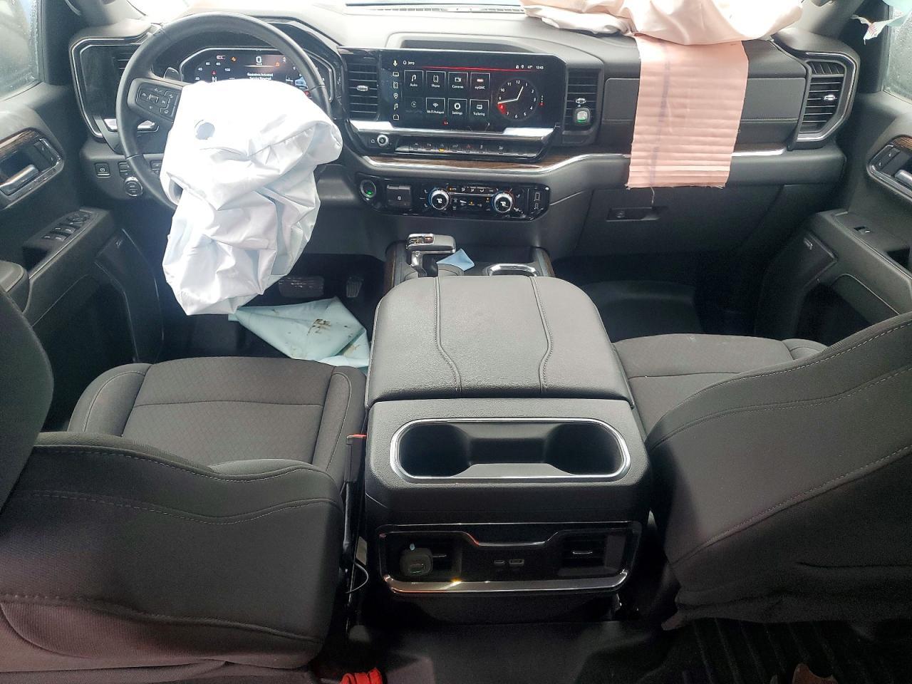2025 GMC Sierra K1500 Elevation