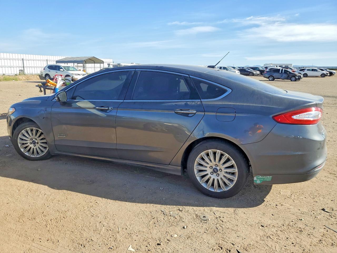 2016 Ford Fusion se Phev