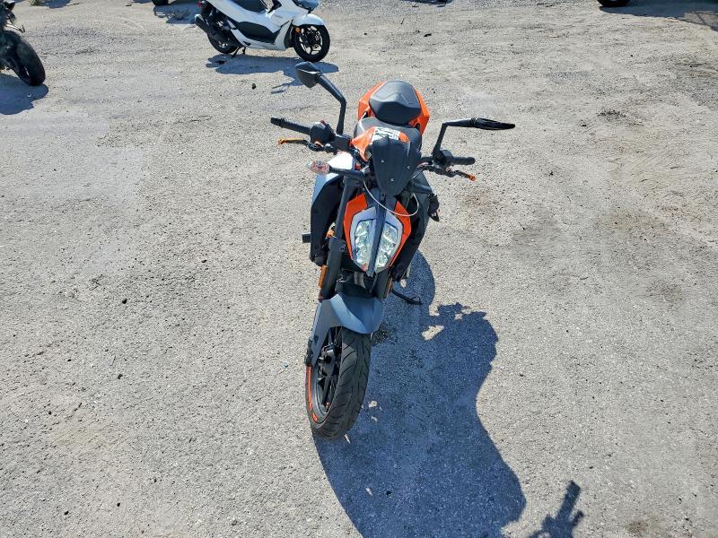 2023 KTM 390 Duke