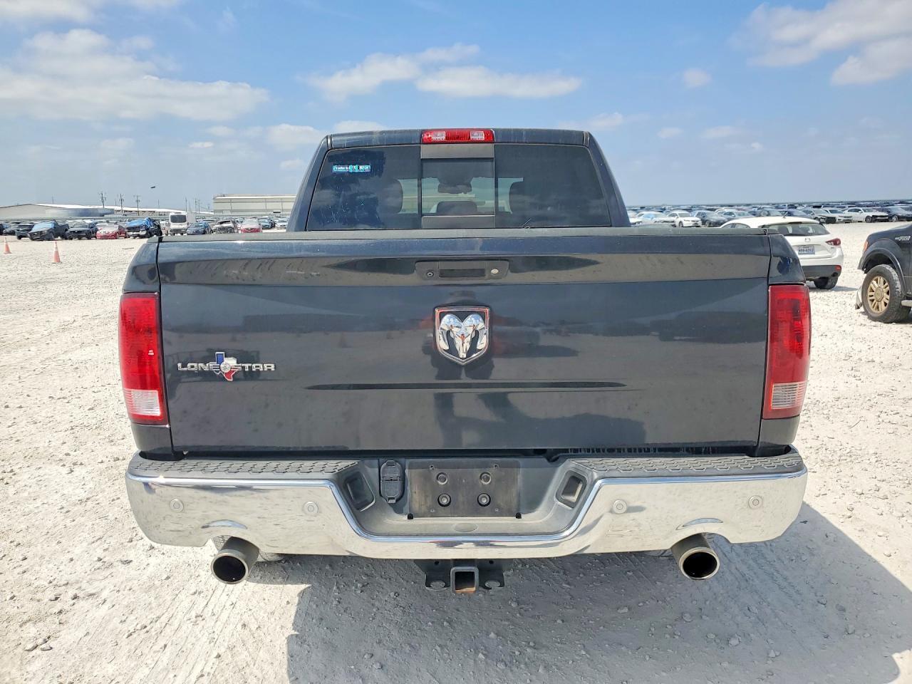 2016 Dodge RAM 1500 SLT