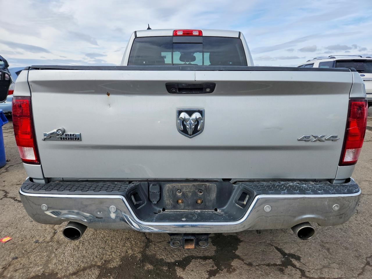 2015 Dodge RAM 1500 SLT