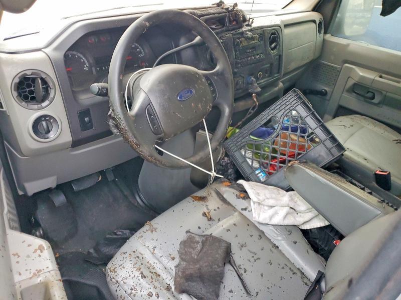 2011 Ford Econoline E350 Super Duty Wagon