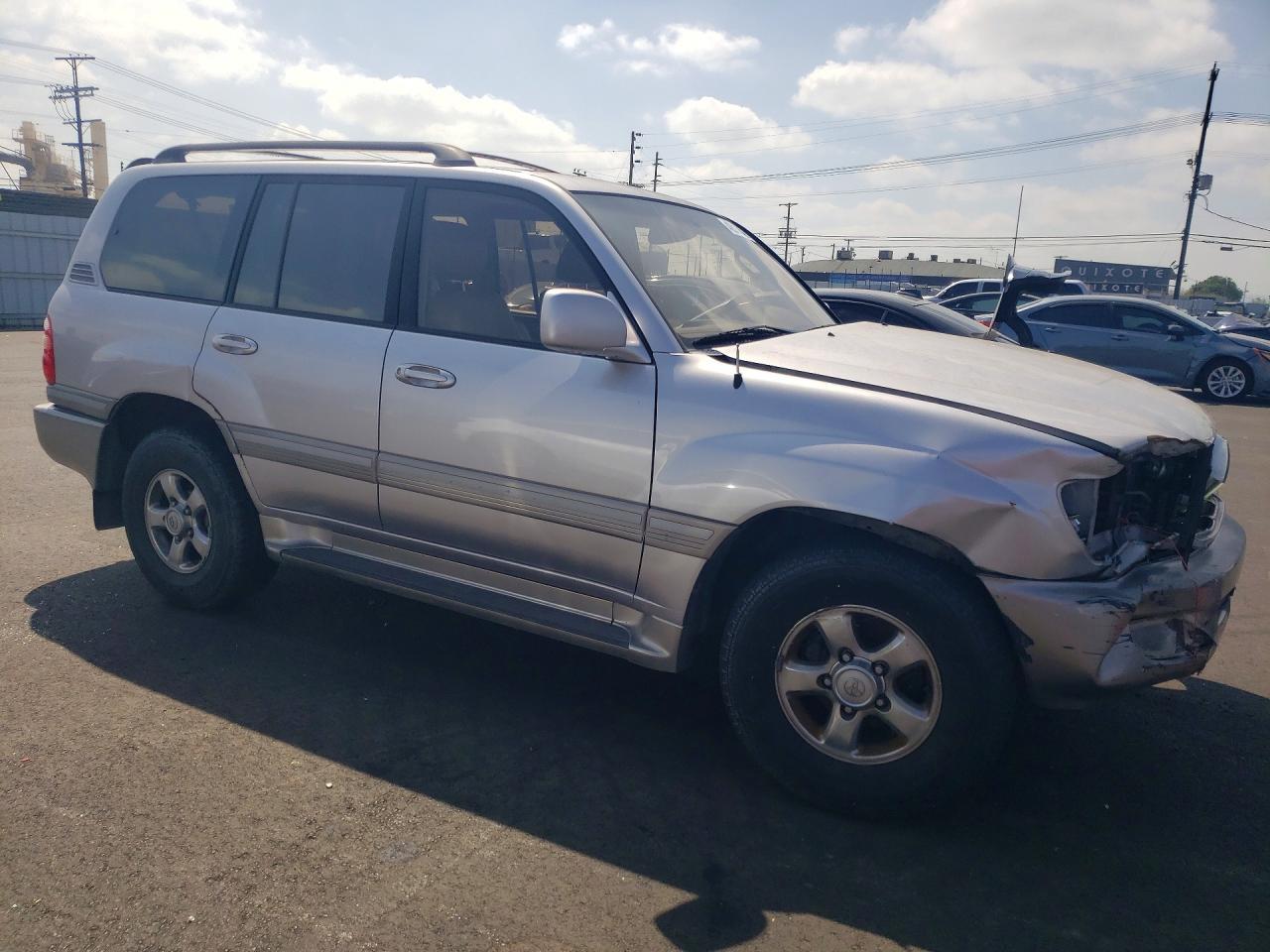 2001 Toyota Land Cruiser Base