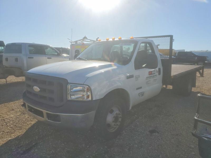 2006 Ford F350 Super Duty Flatbed Truck