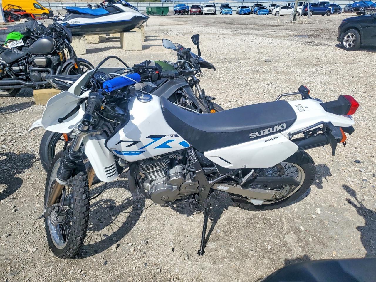 2024 Suzuki DR650 SE