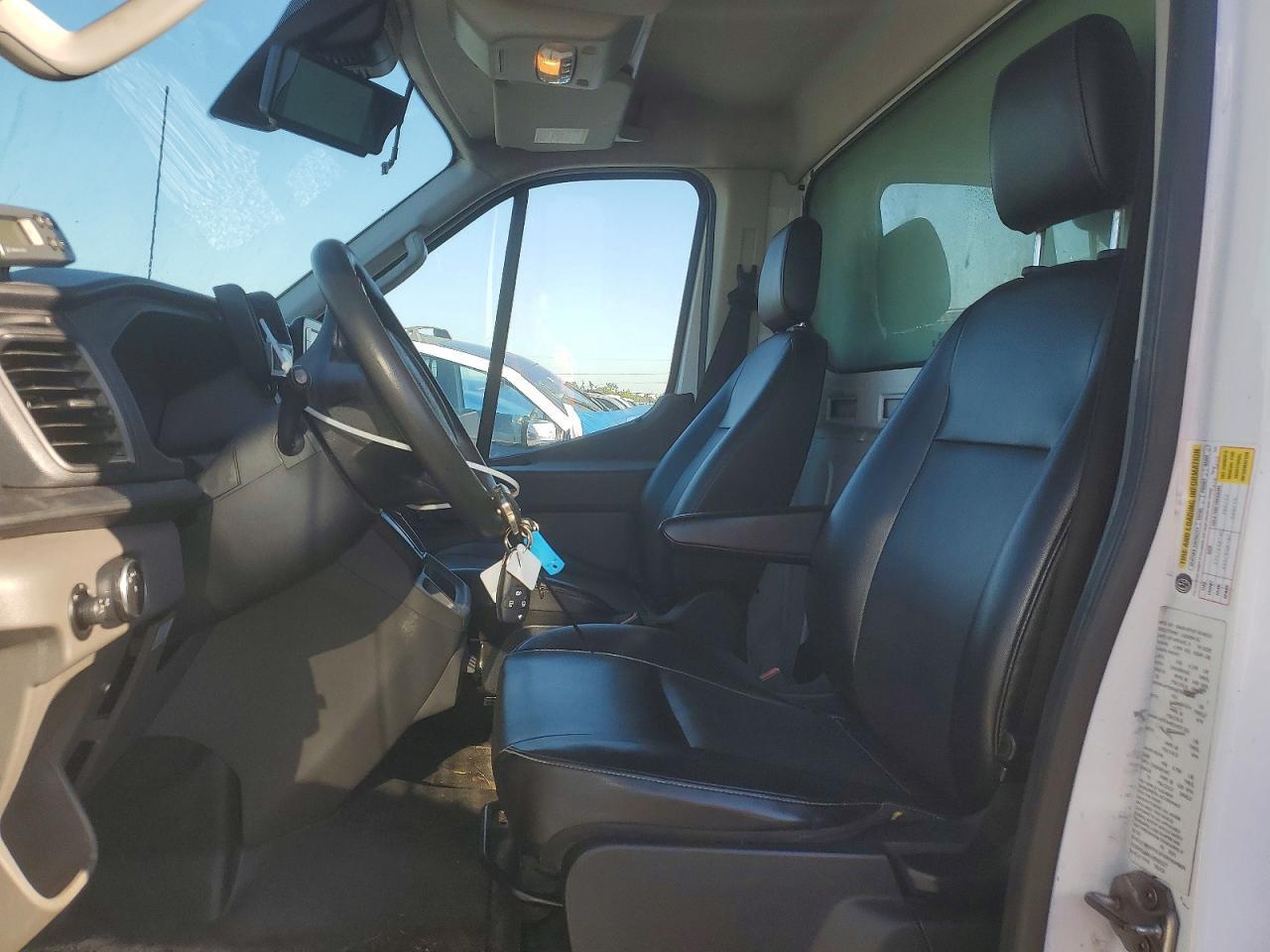 2020 Ford Transit Delivery Truck