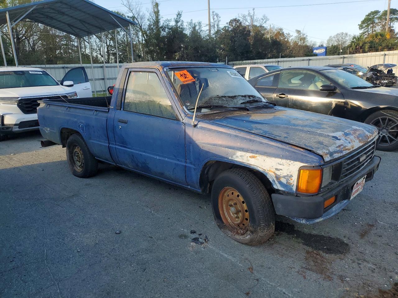 1984 Toyota Pickup Base