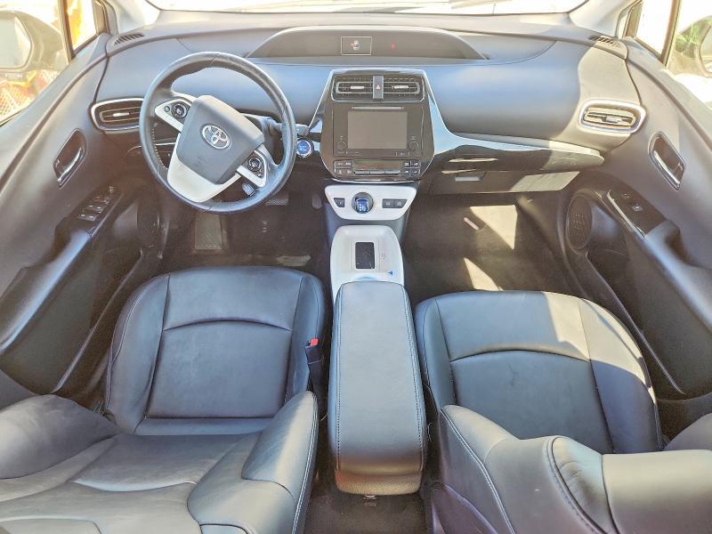 2016 Toyota Prius Three Touring