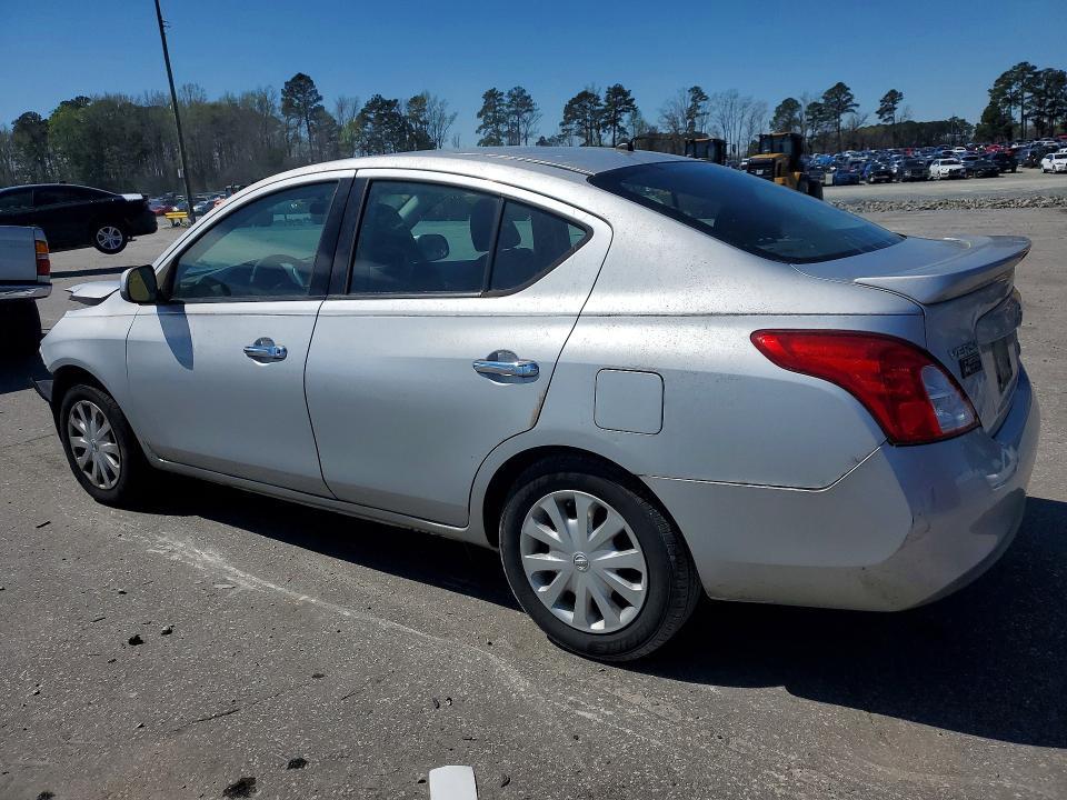 2014 Nissan Versa 1.6 sv