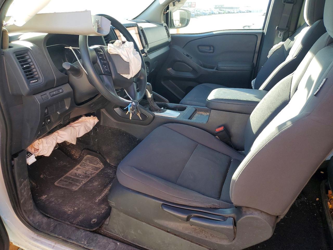 2023 Nissan Frontier S