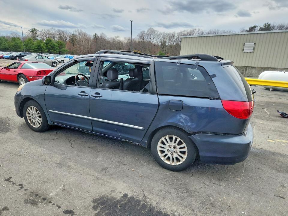 2007 Toyota Sienna xle Limited 7-passenger