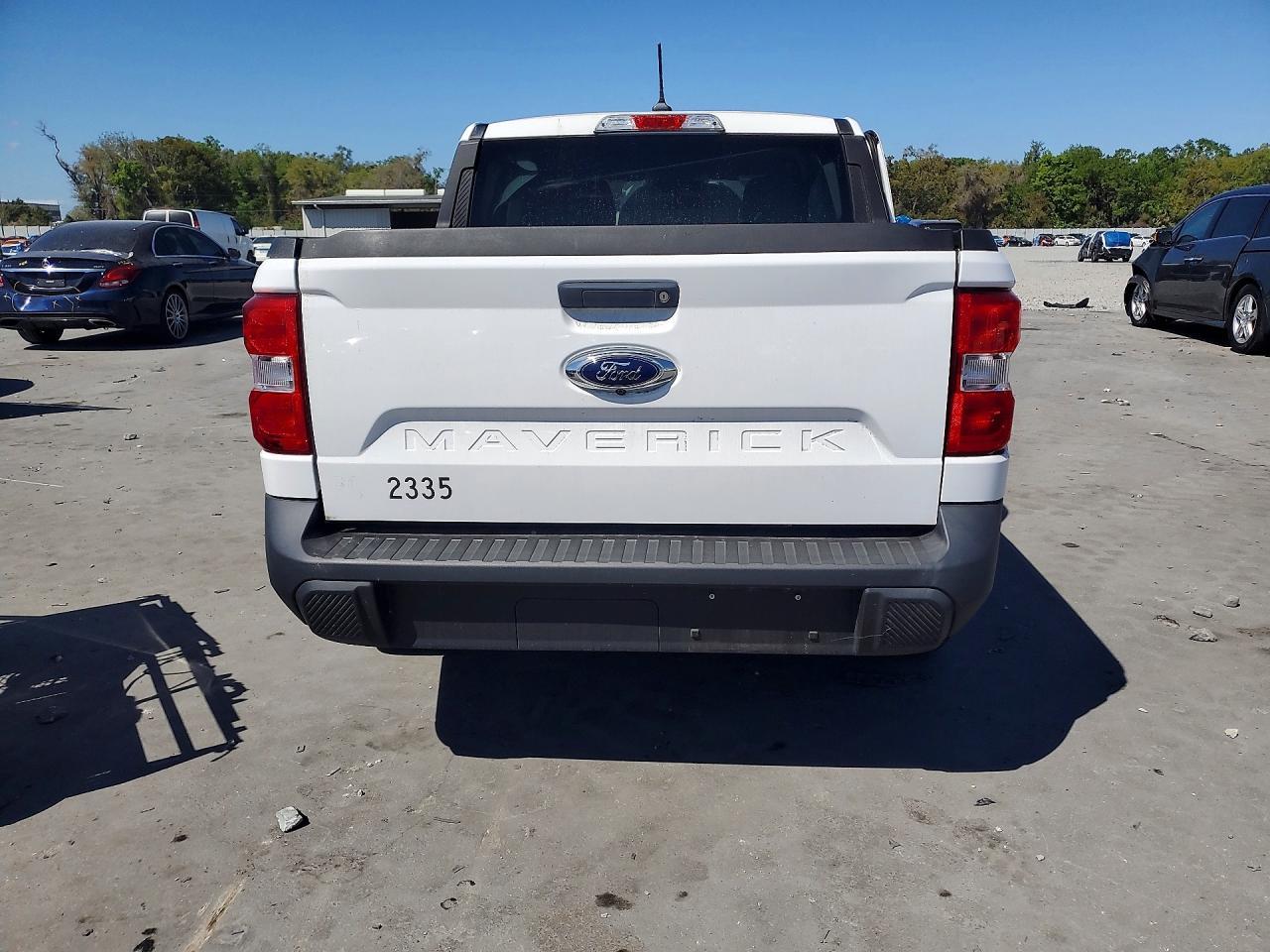 2022 Ford Maverick XL