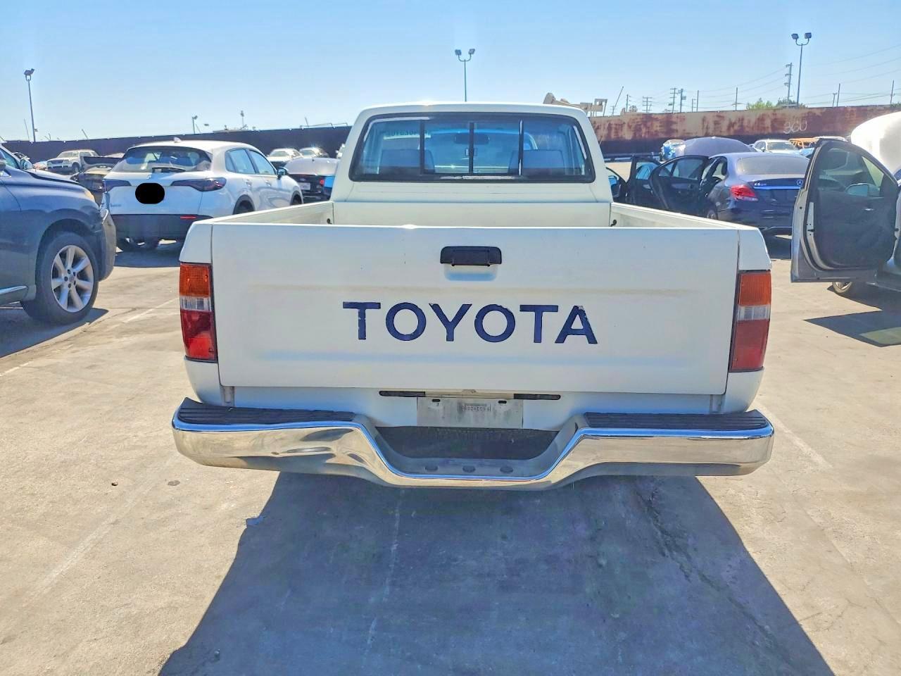 1993 Toyota Pickup Deluxe