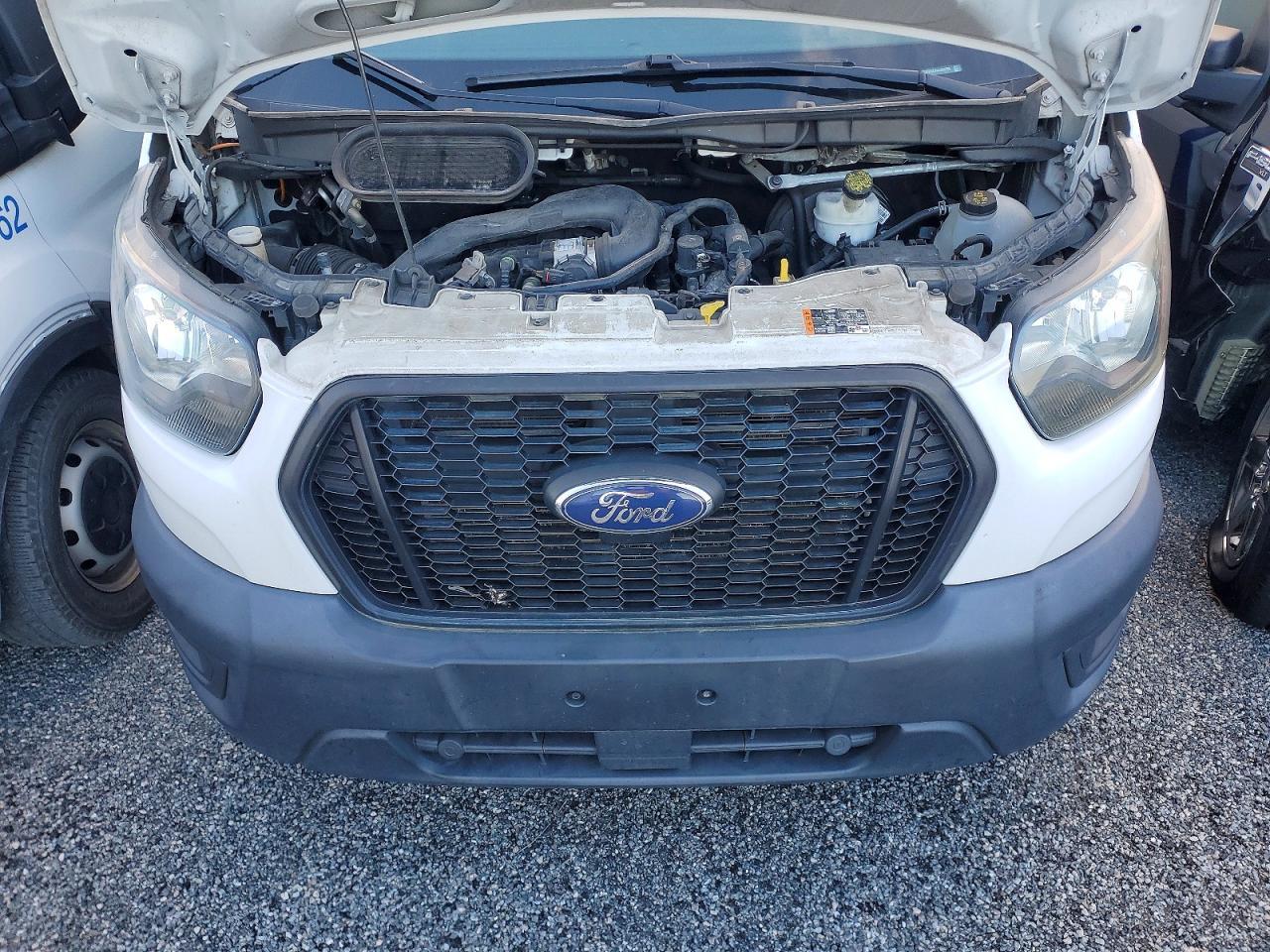 2020 Ford Transit Delivery Truck