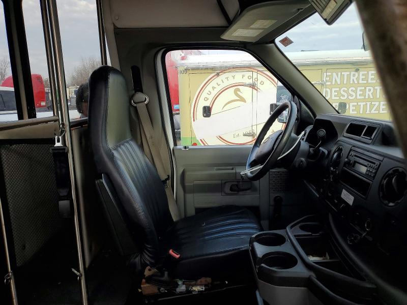2016 Ford E350 Shuttle Bus