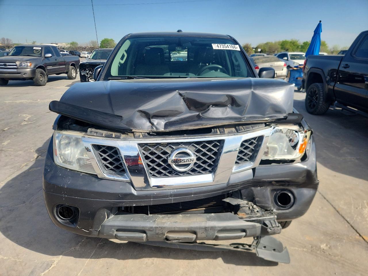 2014 Nissan Frontier S