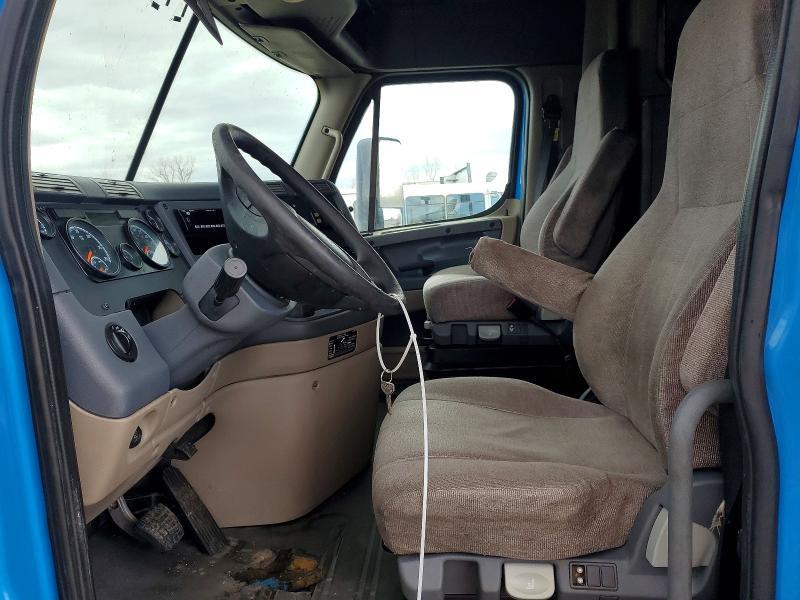 2017 Freightliner Cascadia 125