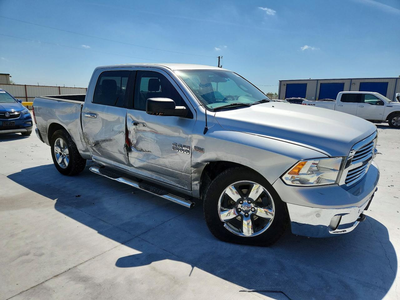 2016 Dodge RAM 1500 SLT