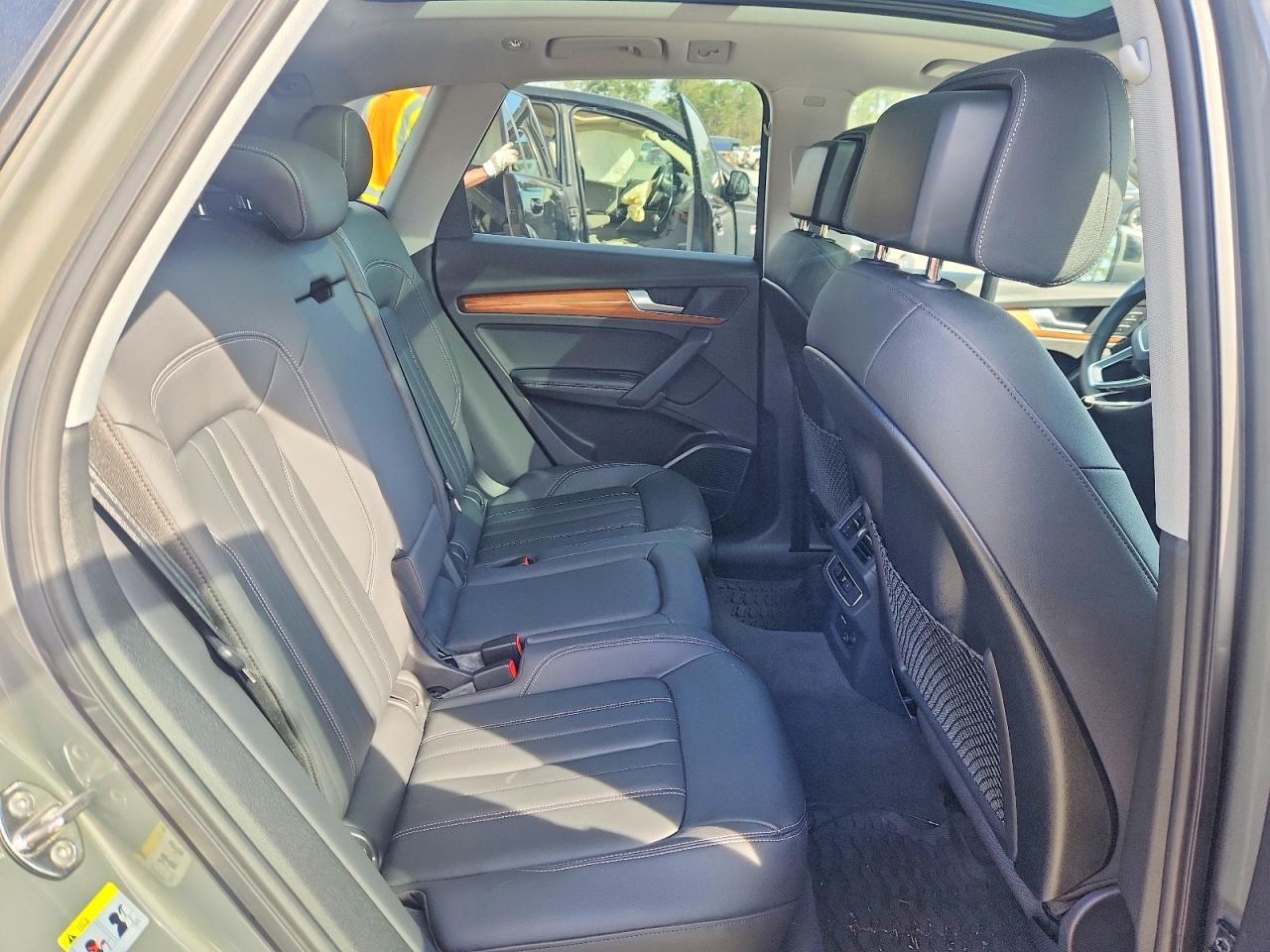 2023 Audi Q5 Premium Plus 45