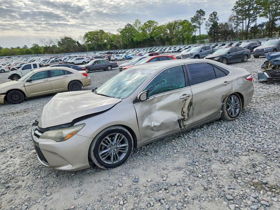 2015 Toyota Camry se